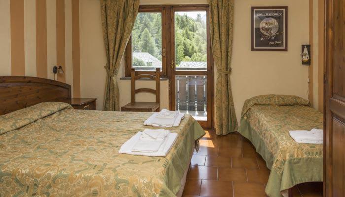 Hotel La Fontaine Oulx المظهر الخارجي الصورة